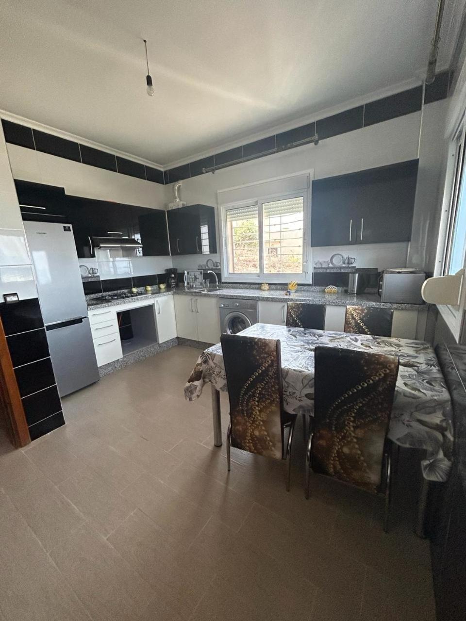 Appartement A Houma, Proche Port Tanger Med Dalia ภายนอก รูปภาพ